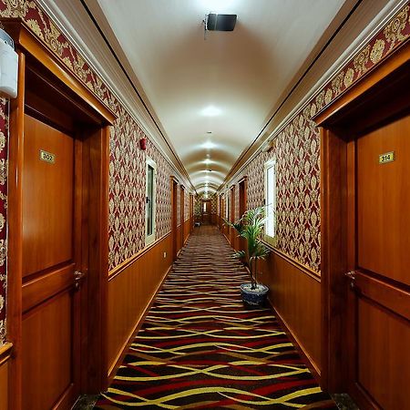 דובאי Jonrad Hotel מראה חיצוני תמונה