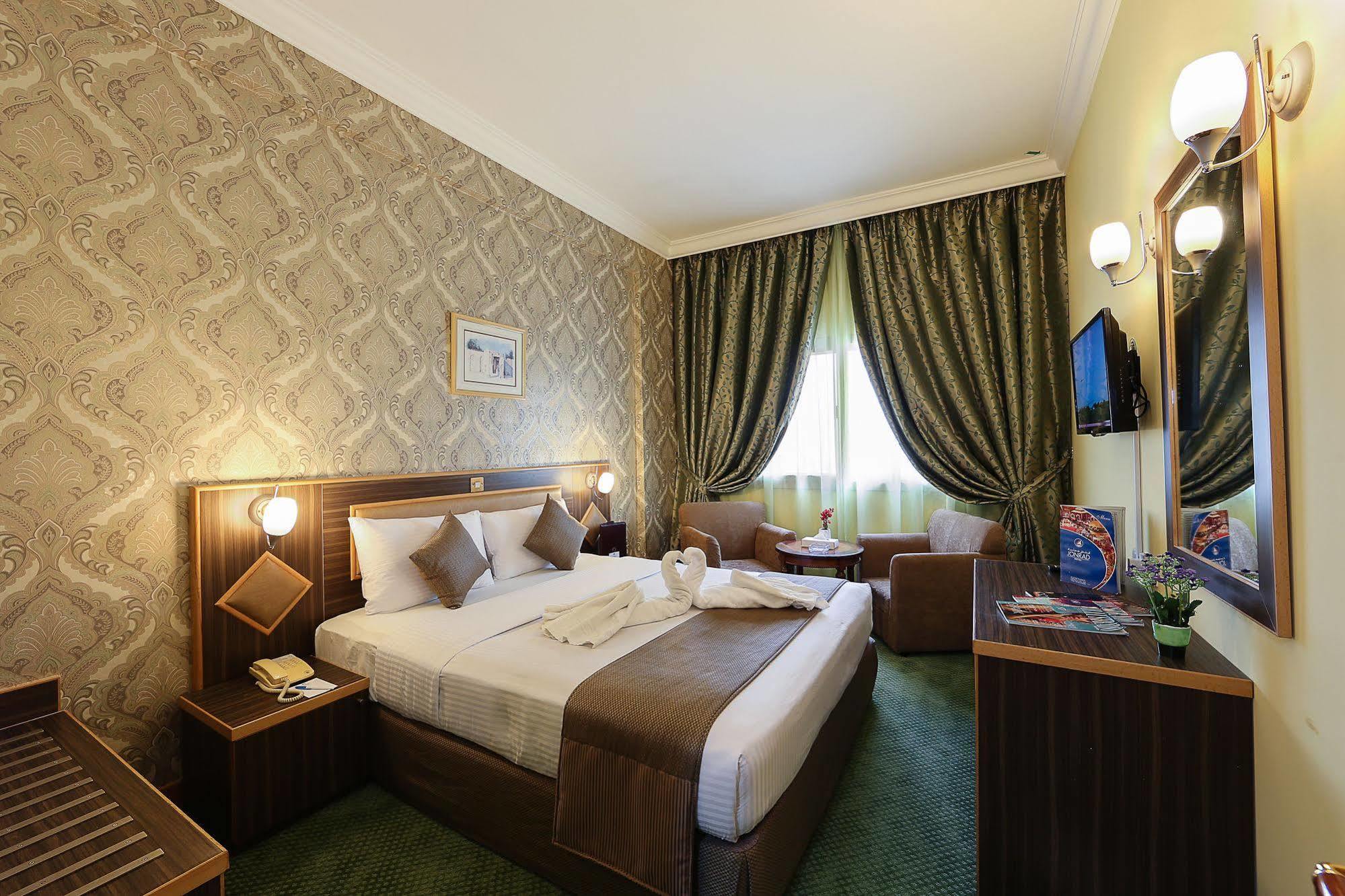 דובאי Jonrad Hotel מראה חיצוני תמונה