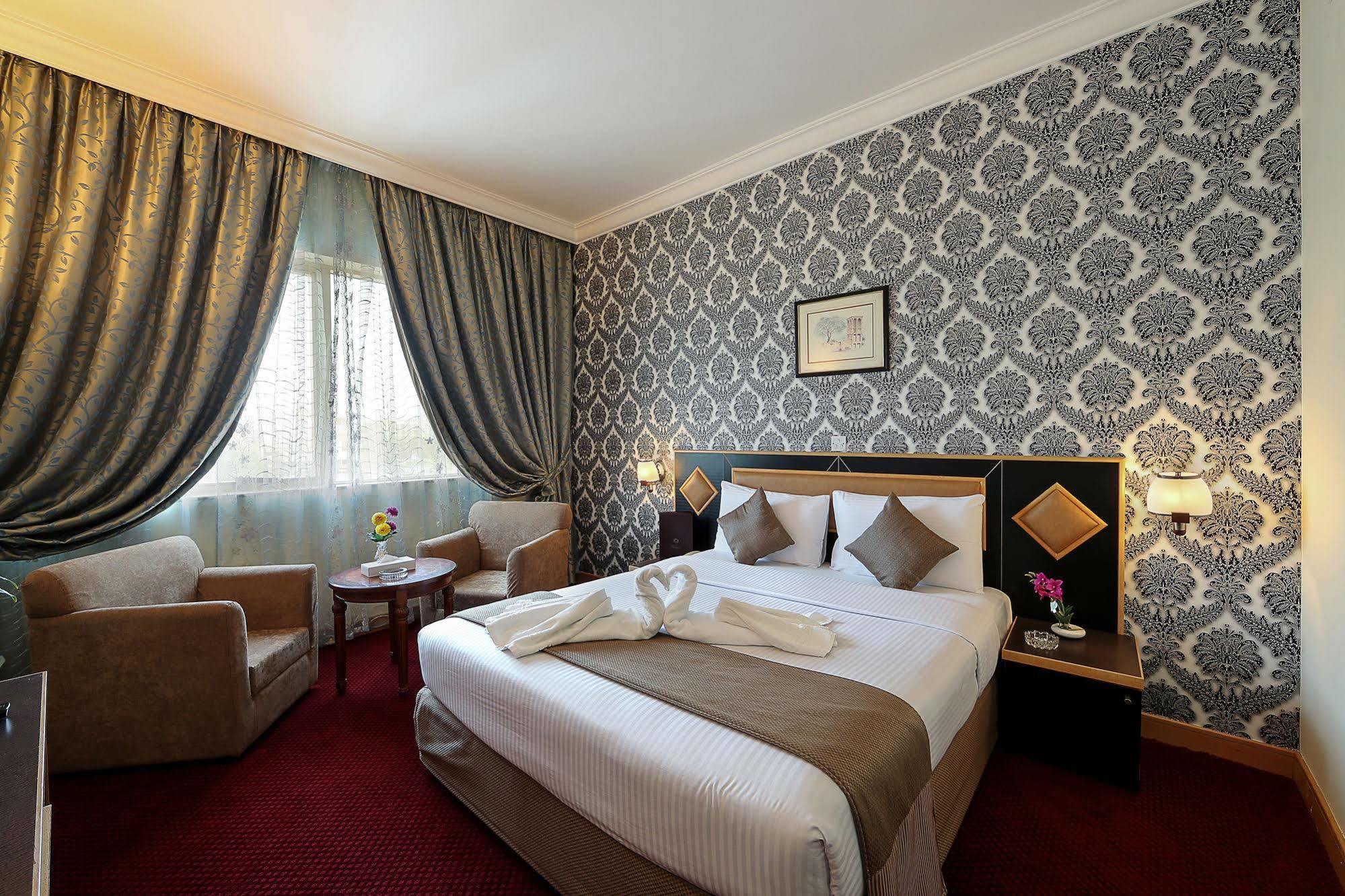 דובאי Jonrad Hotel מראה חיצוני תמונה